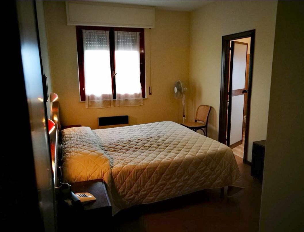 Hotel Firenze Chianciano Terme Bagian luar foto