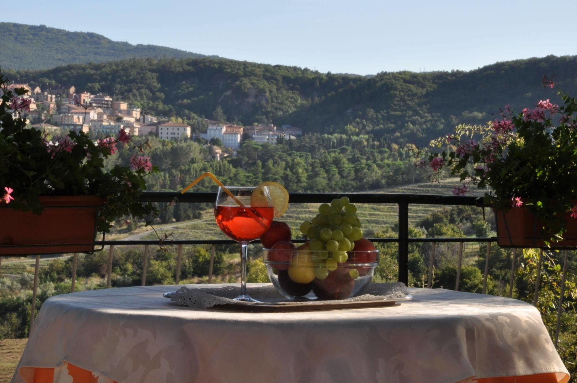 Hotel Firenze Chianciano Terme Bagian luar foto